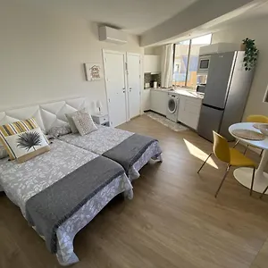 Estudio D'lelos Lägenhet